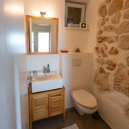 Mora Villa *